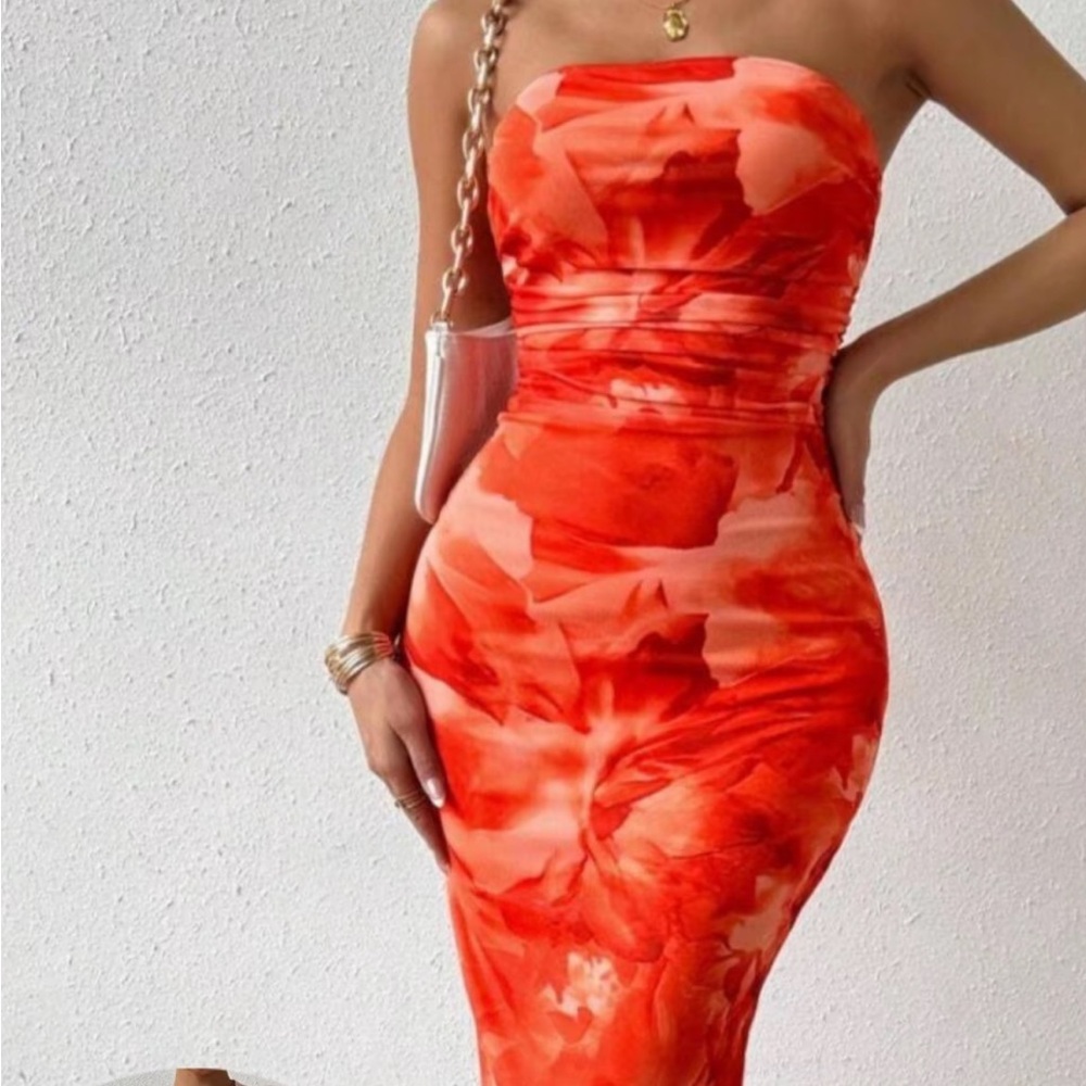 Vibrant Red Floral Bodycon Dress